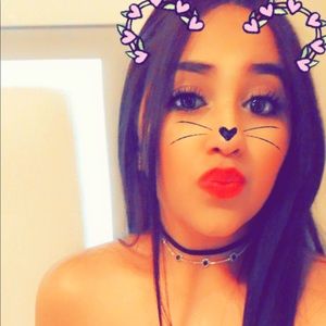 Meet your Posher, Vanessa